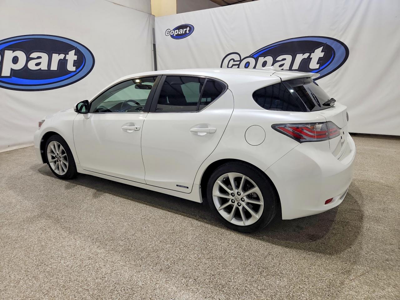 2013 LEXUS CT 200 — снимка 2