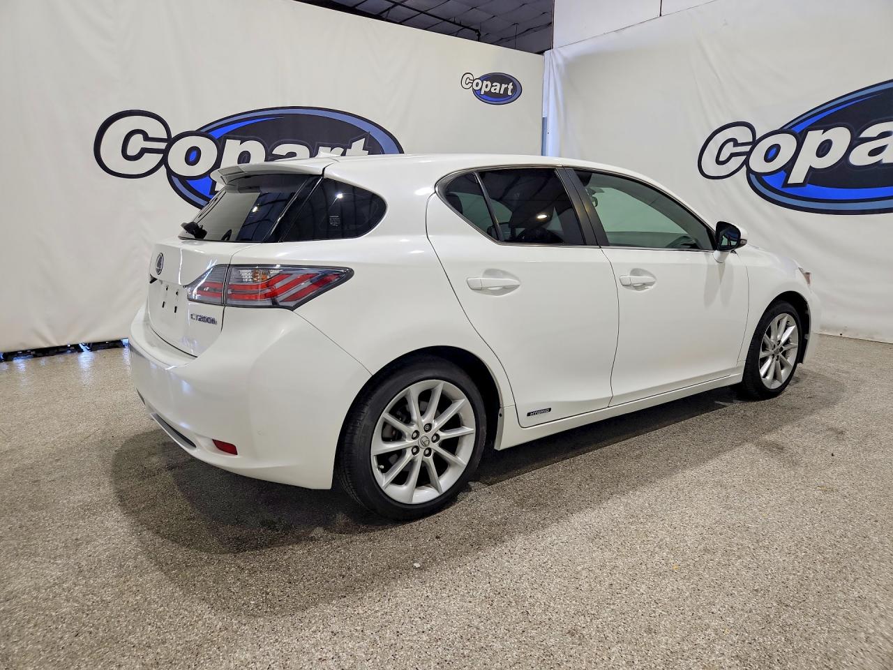 2013 LEXUS CT 200 — снимка 3