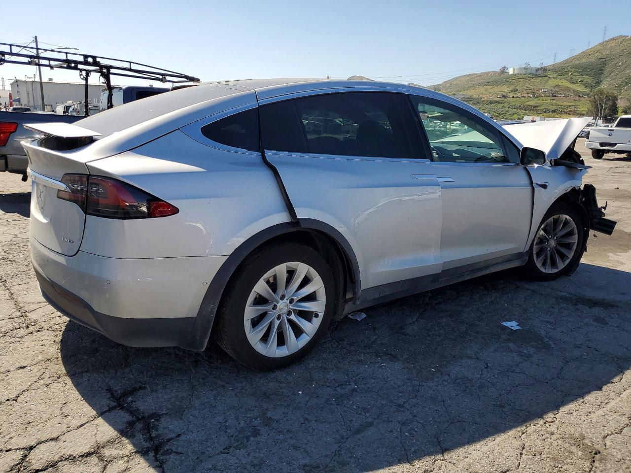 2017 TESLA MODEL X — снимка 3