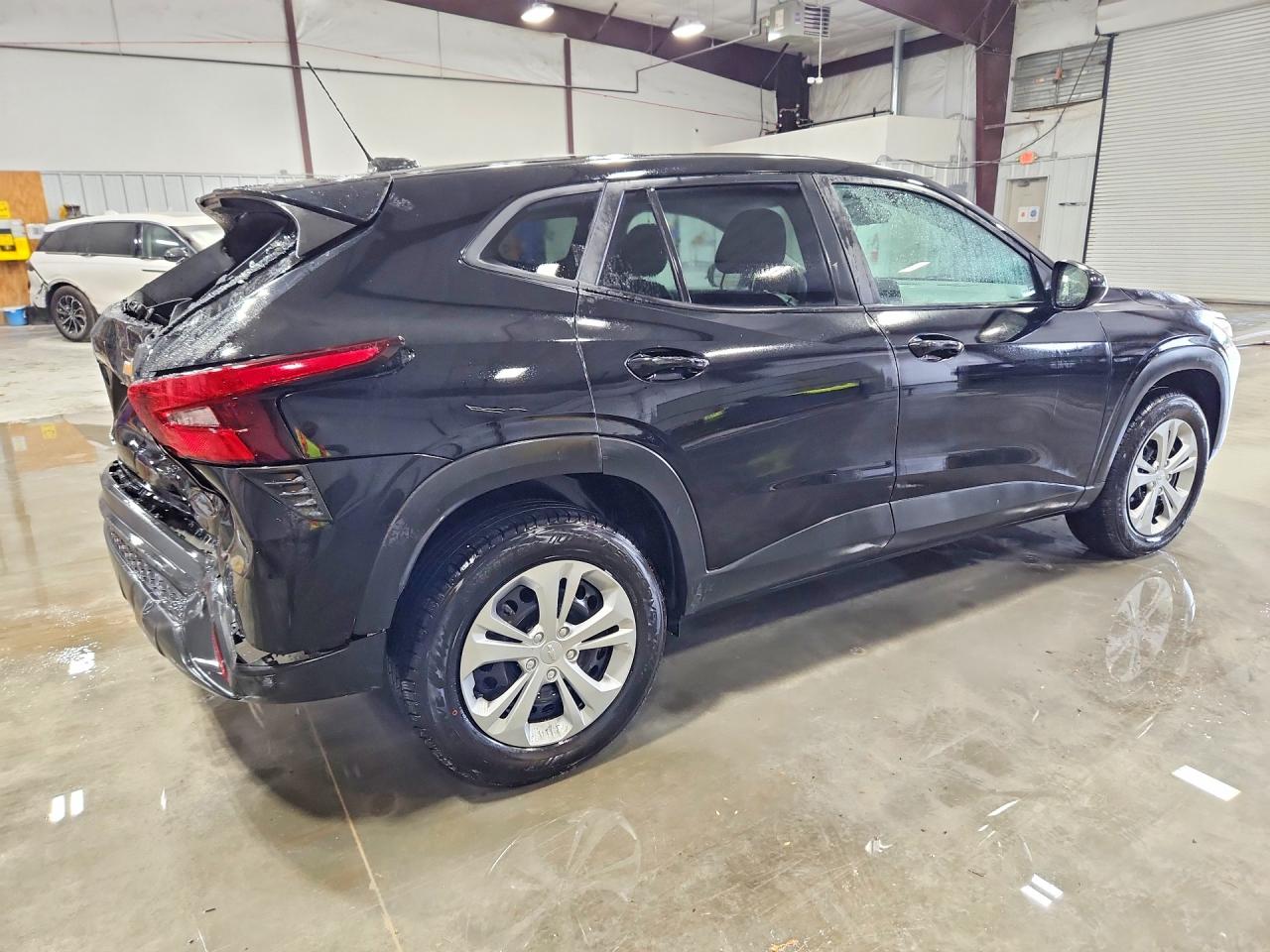 2024 CHEVROLET TRAX LS — снимка 3