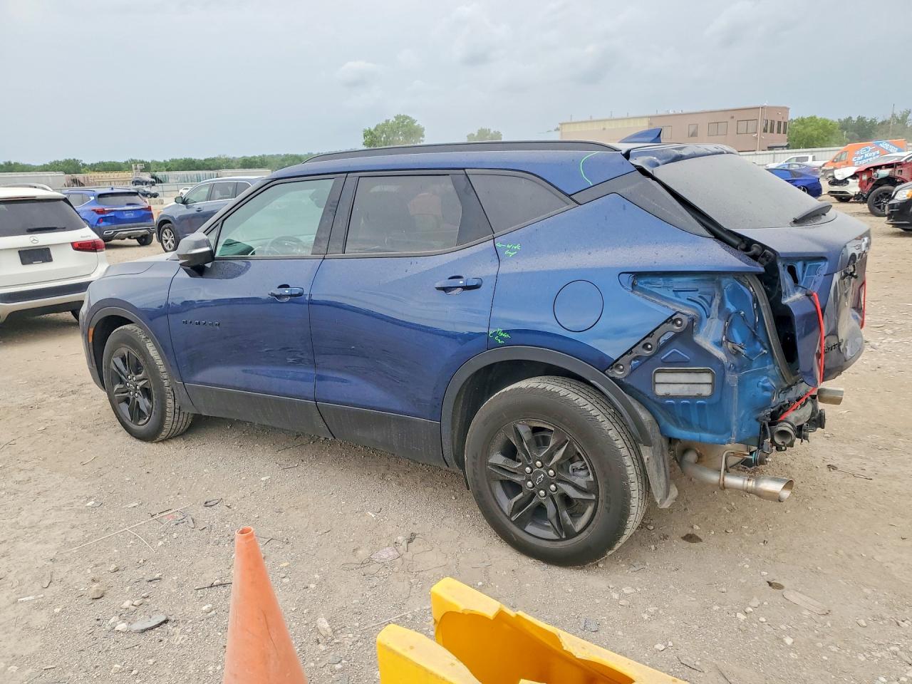 2022 CHEVROLET BLAZER 3LT — снимка 2
