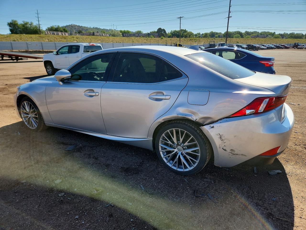 2015 LEXUS IS 250 — снимка 2