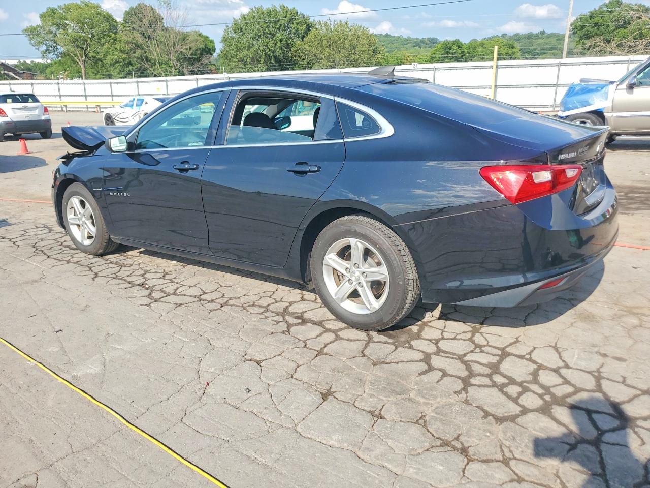 2020 CHEVROLET MALIBU LS — снимка 2