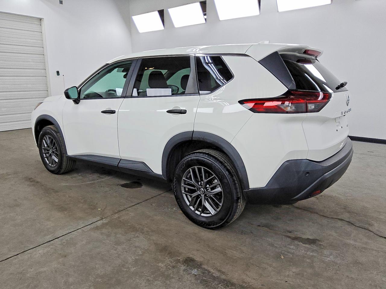 2021 NISSAN ROGUE S — снимка 2