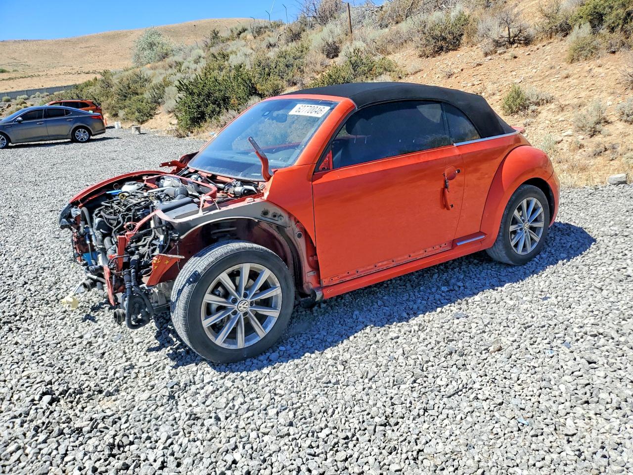 2018 VOLKSWAGEN BEETLE S