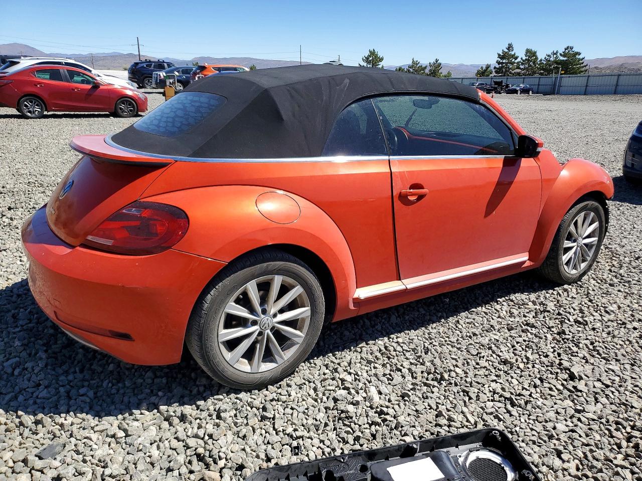 2018 VOLKSWAGEN BEETLE S — снимка 3