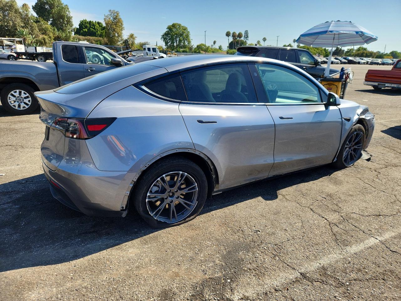 2025 TESLA MODEL Y — снимка 3