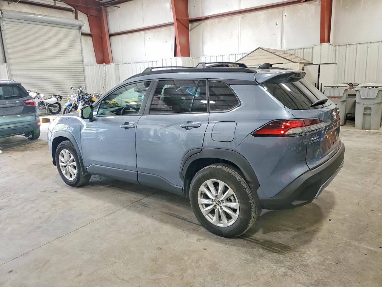 2026 TOYOTA COROLLA CROSS LE — снимка 2
