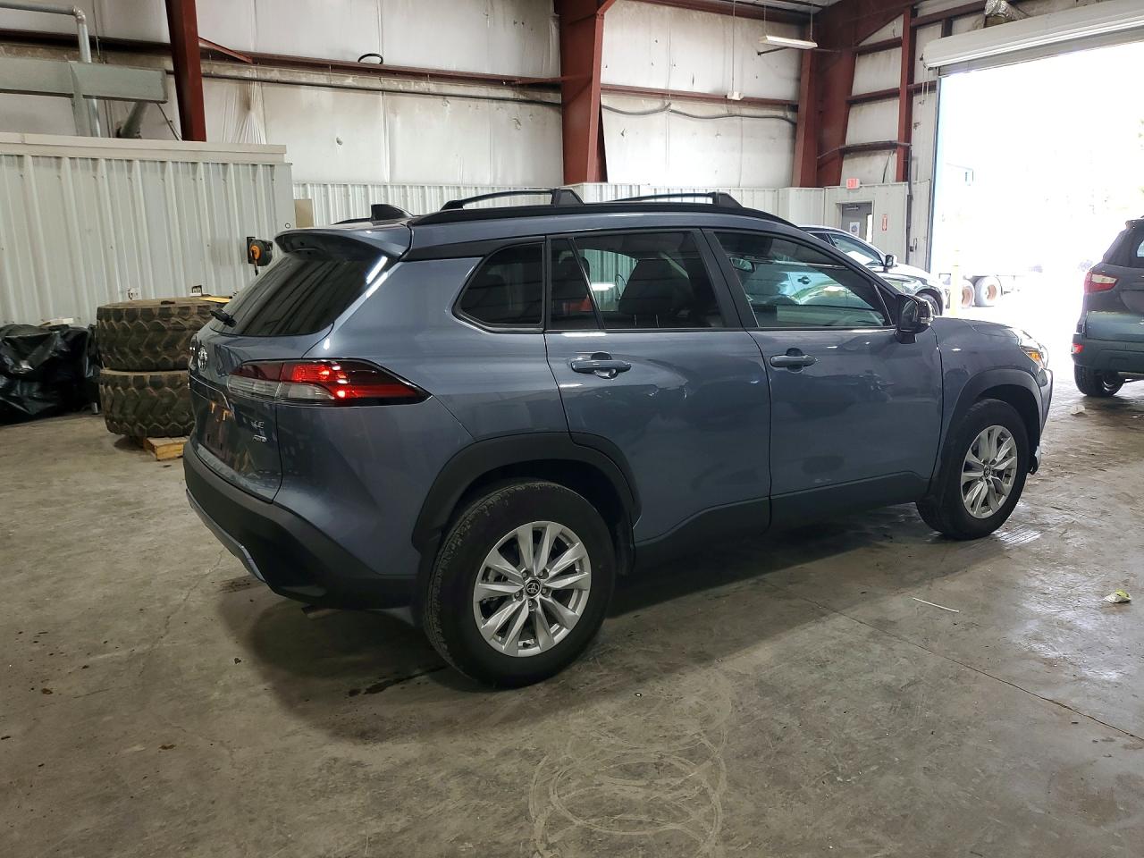 2026 TOYOTA COROLLA CROSS LE — снимка 3