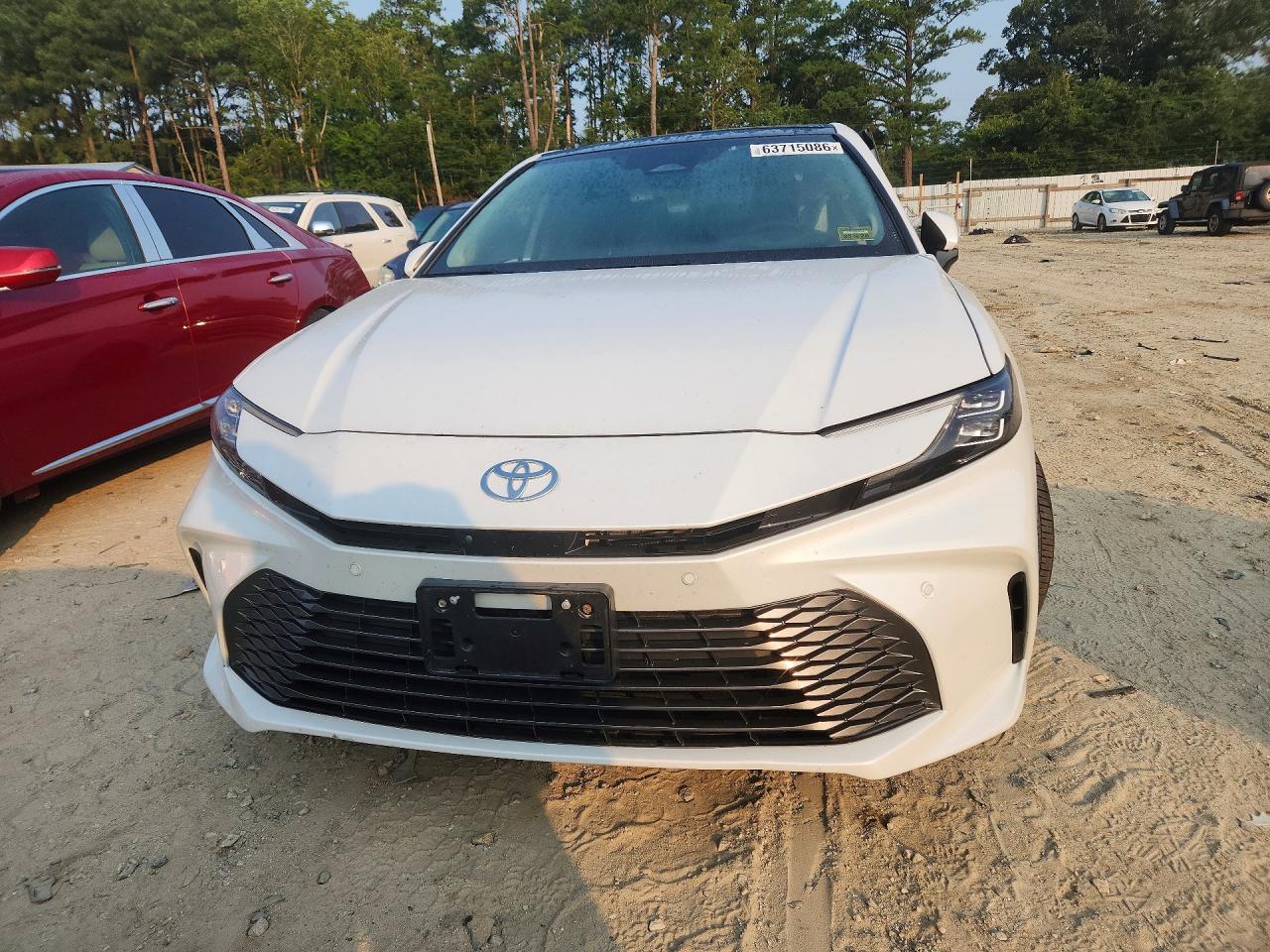 2026 TOYOTA CAMRY XLE — снимка 5