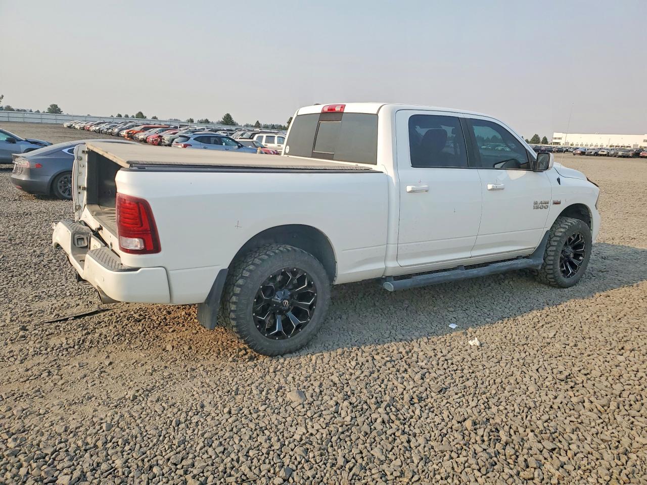 2015 RAM 1500 SPORT — снимка 3