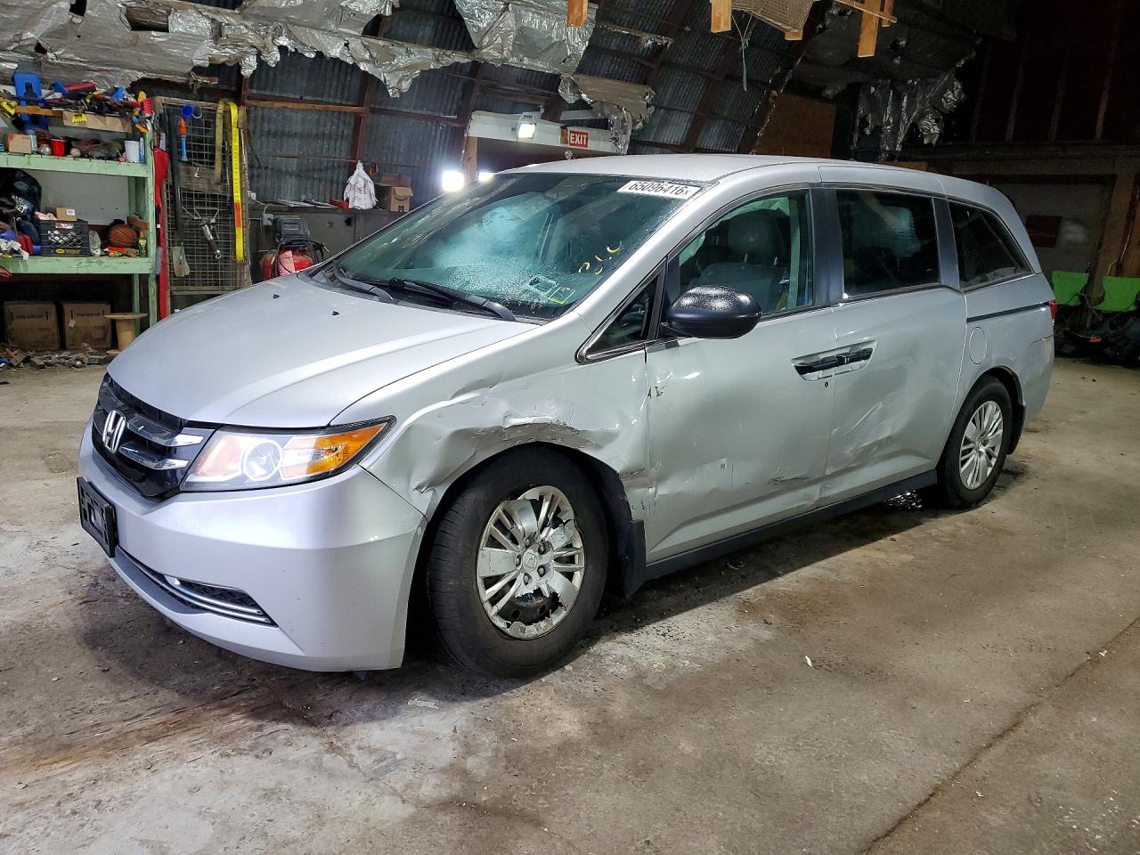 2015 HONDA ODYSSEY LX