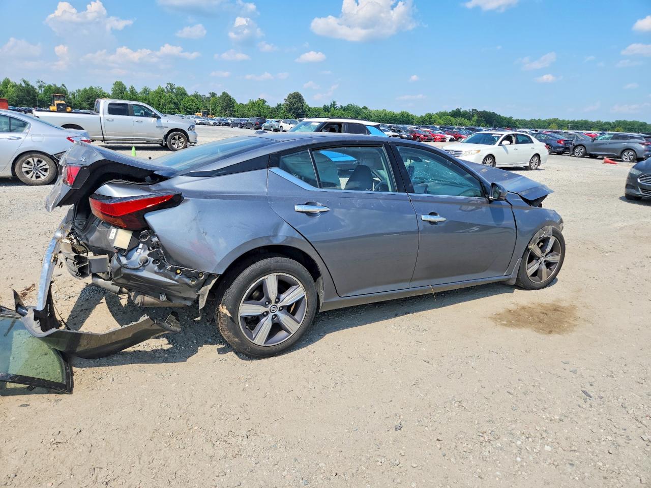2019 NISSAN ALTIMA SL — снимка 3