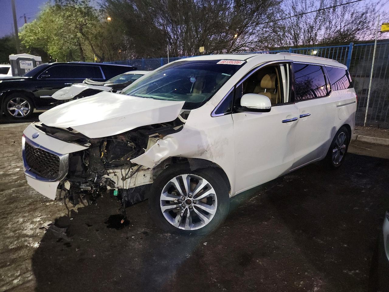2015 KIA SEDONA SXL
