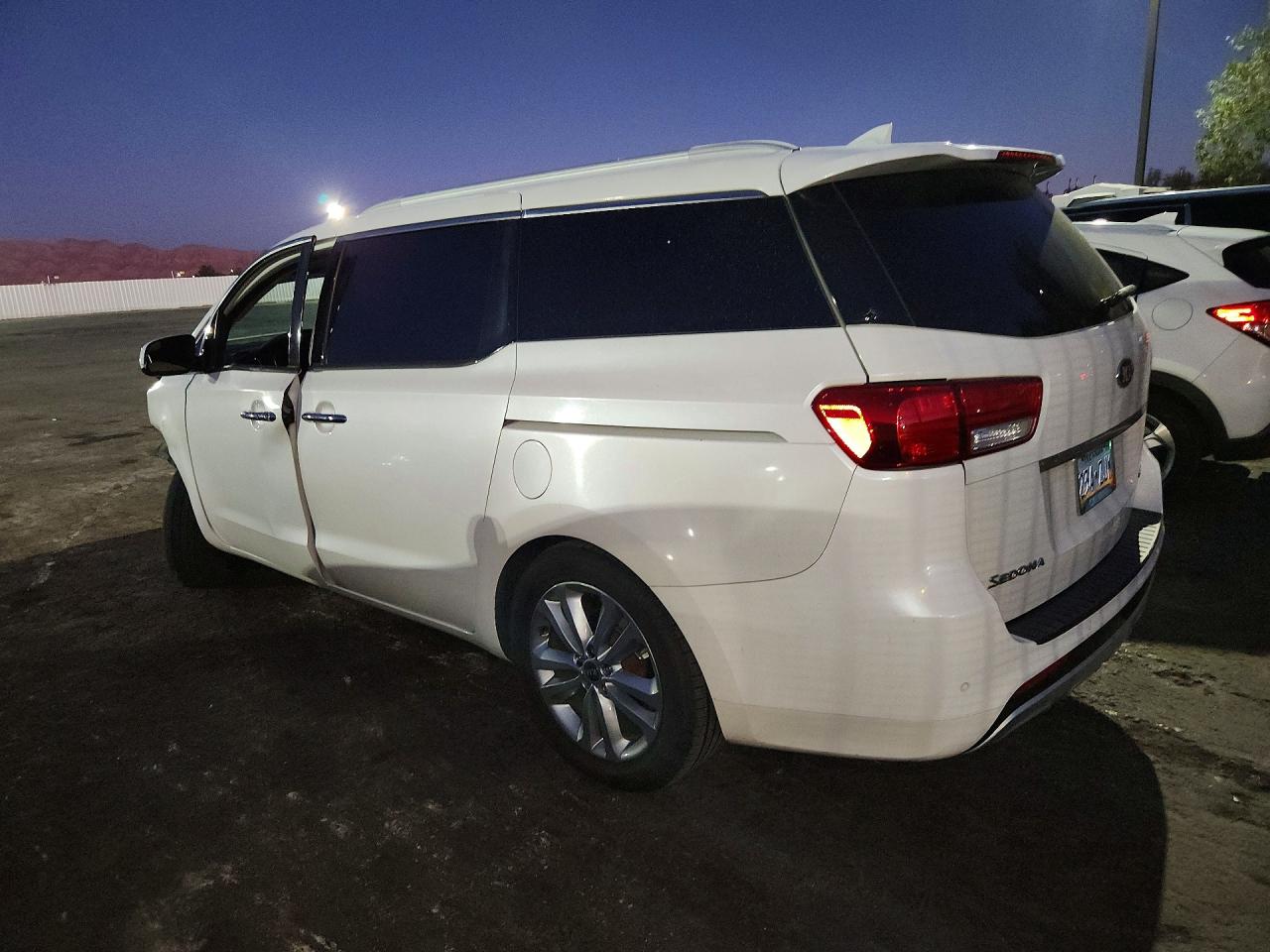 2015 KIA SEDONA SXL — снимка 2