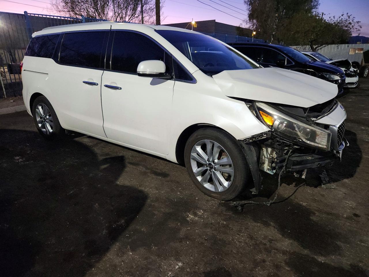 2015 KIA SEDONA SXL — снимка 4