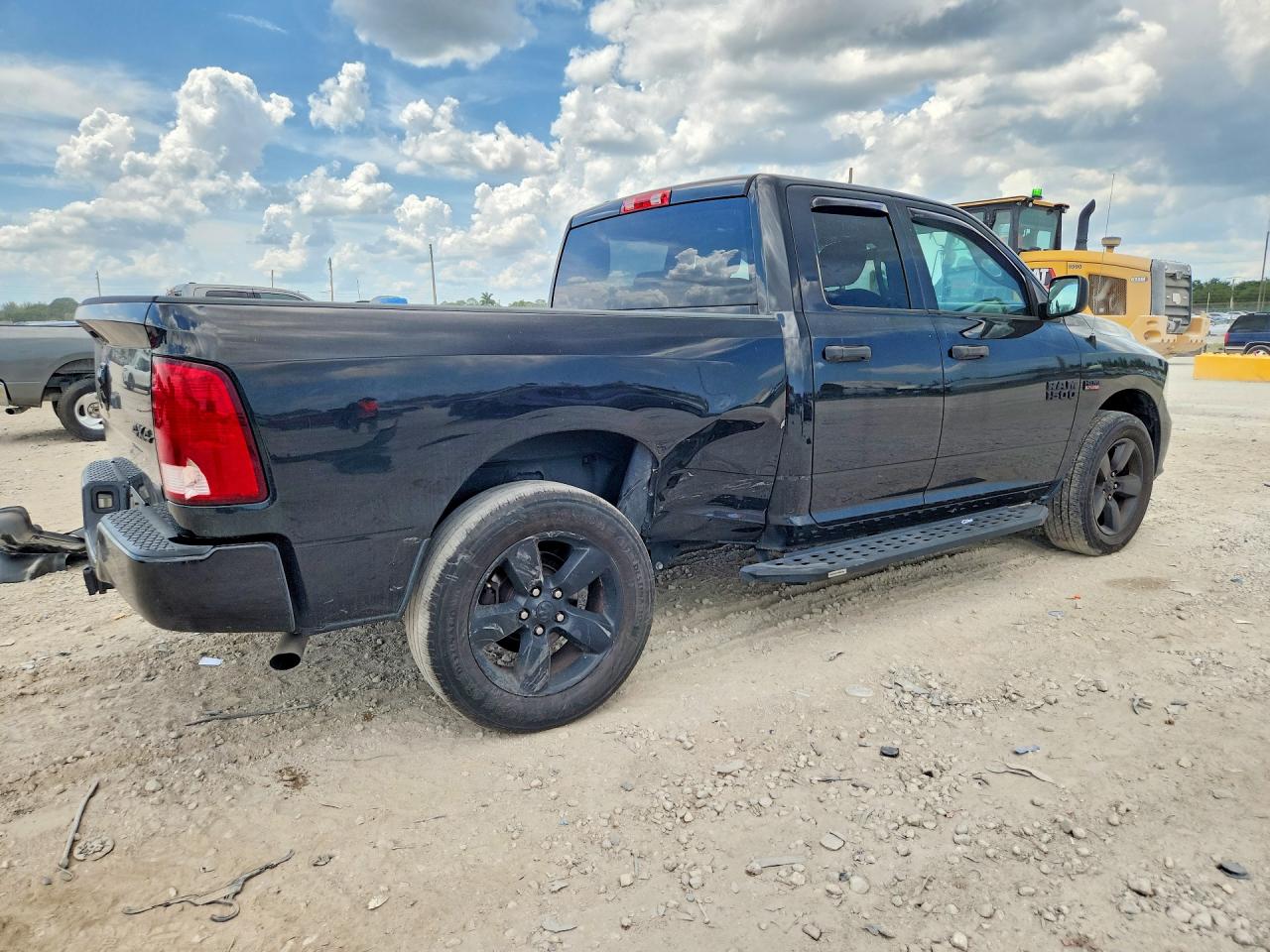 2018 RAM 1500 ST — снимка 3