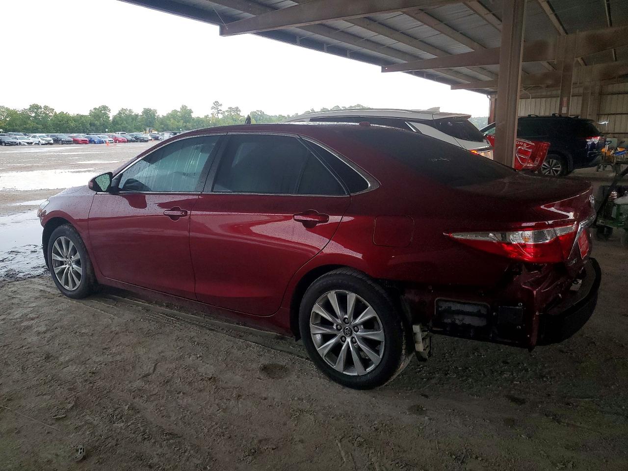2017 TOYOTA CAMRY XLE — снимка 2
