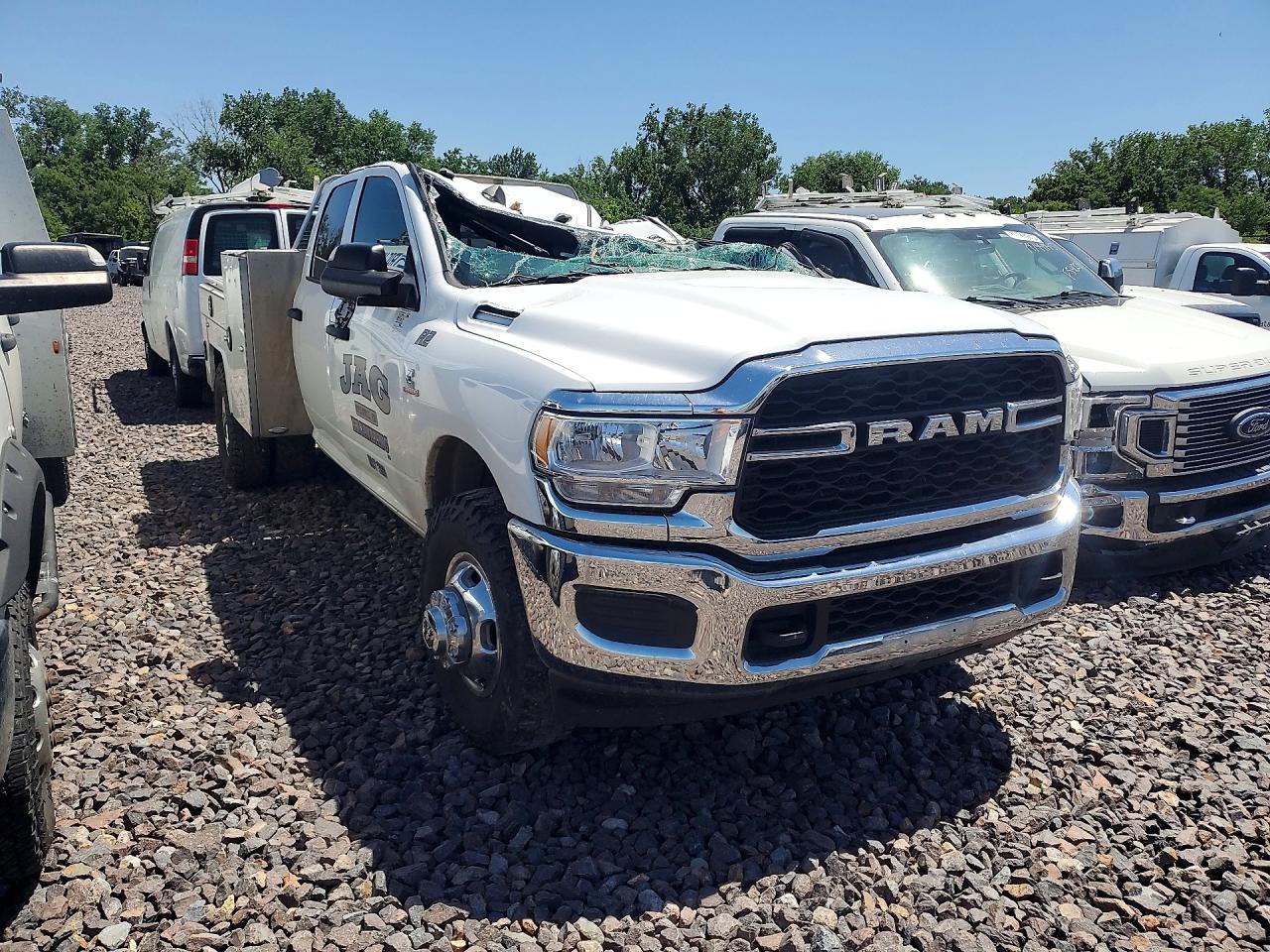 2021 RAM 3500 TRADESMAN — снимка 4