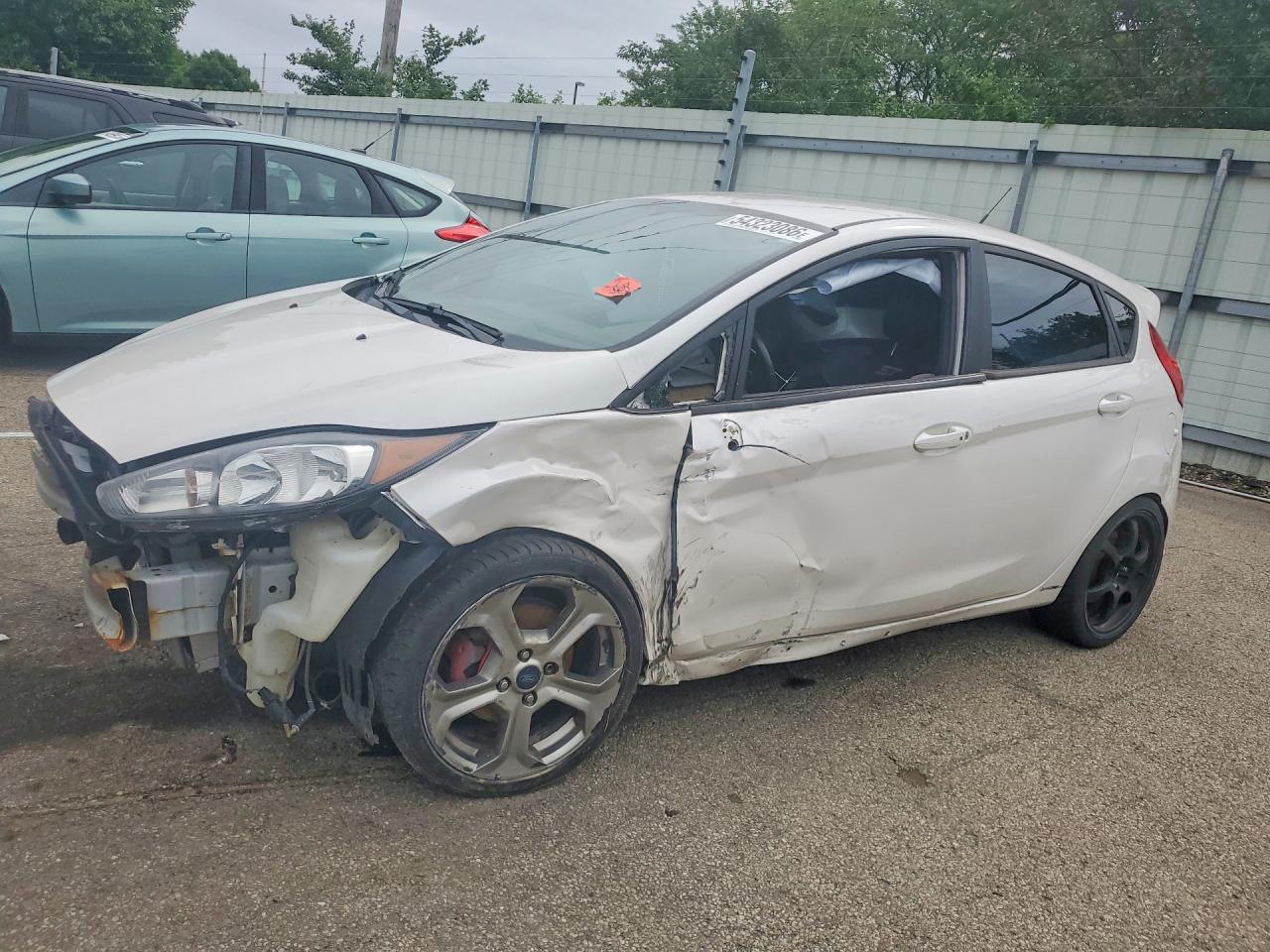2016 FORD FIESTA