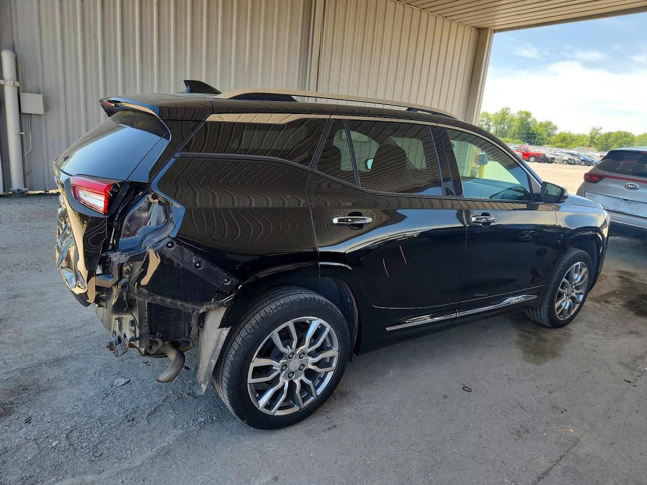 2022 GMC TERRAIN DENALI — снимка 3