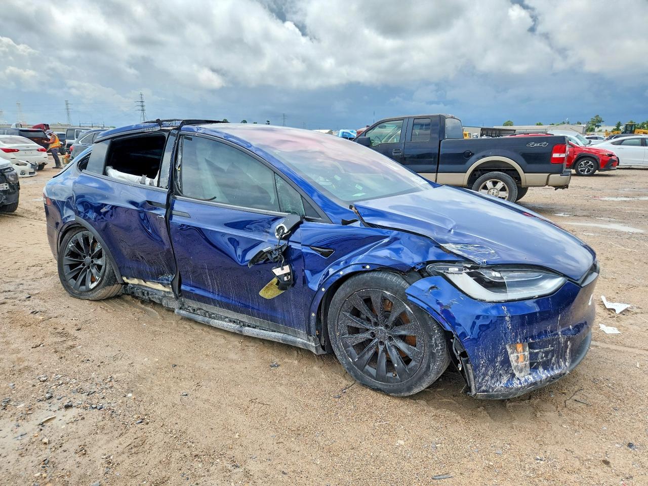 2017 TESLA MODEL X — снимка 4