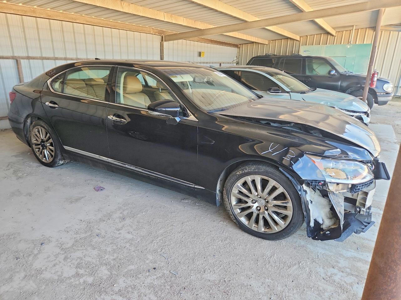 2015 LEXUS LS 460L — снимка 4