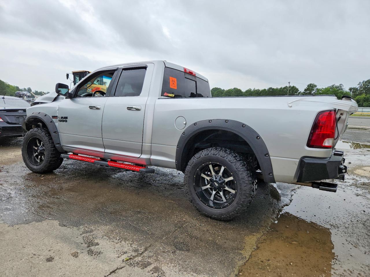 2017 RAM 1500 SLT — снимка 2