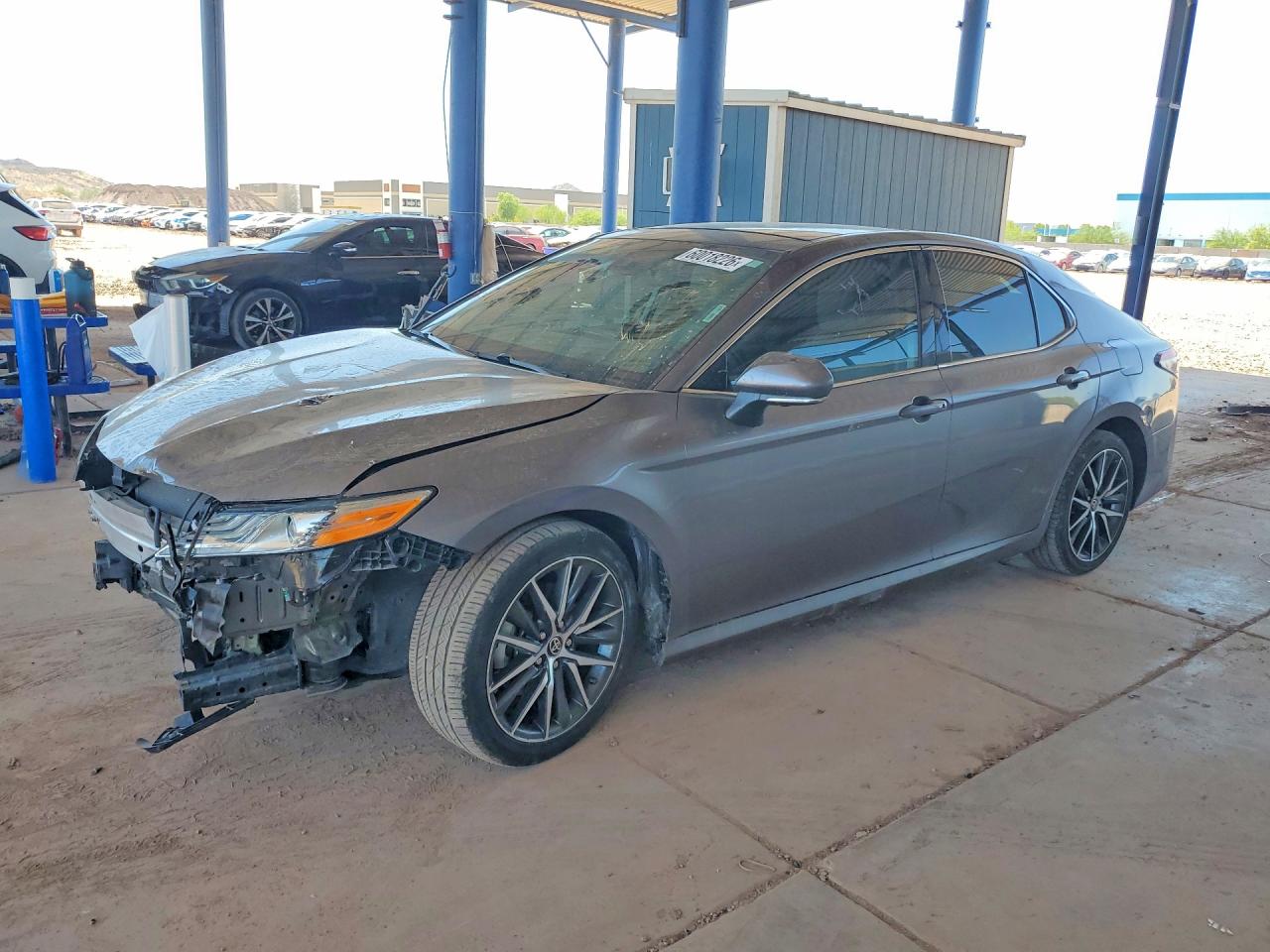 2021 TOYOTA CAMRY XLE