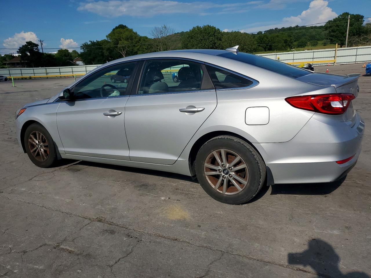 2015 HYUNDAI SONATA SE — снимка 2
