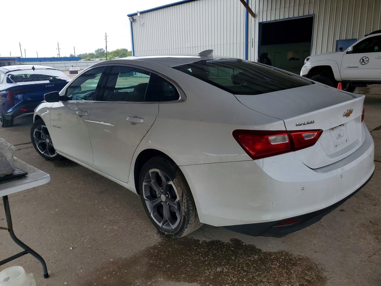 2024 CHEVROLET MALIBU LT — снимка 2