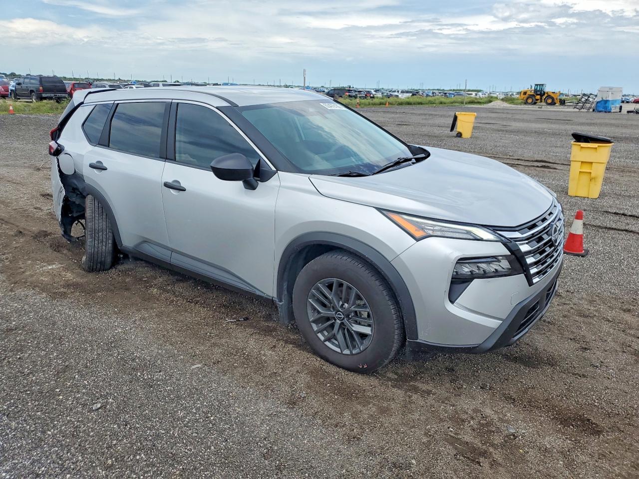 2025 NISSAN ROGUE S — снимка 4