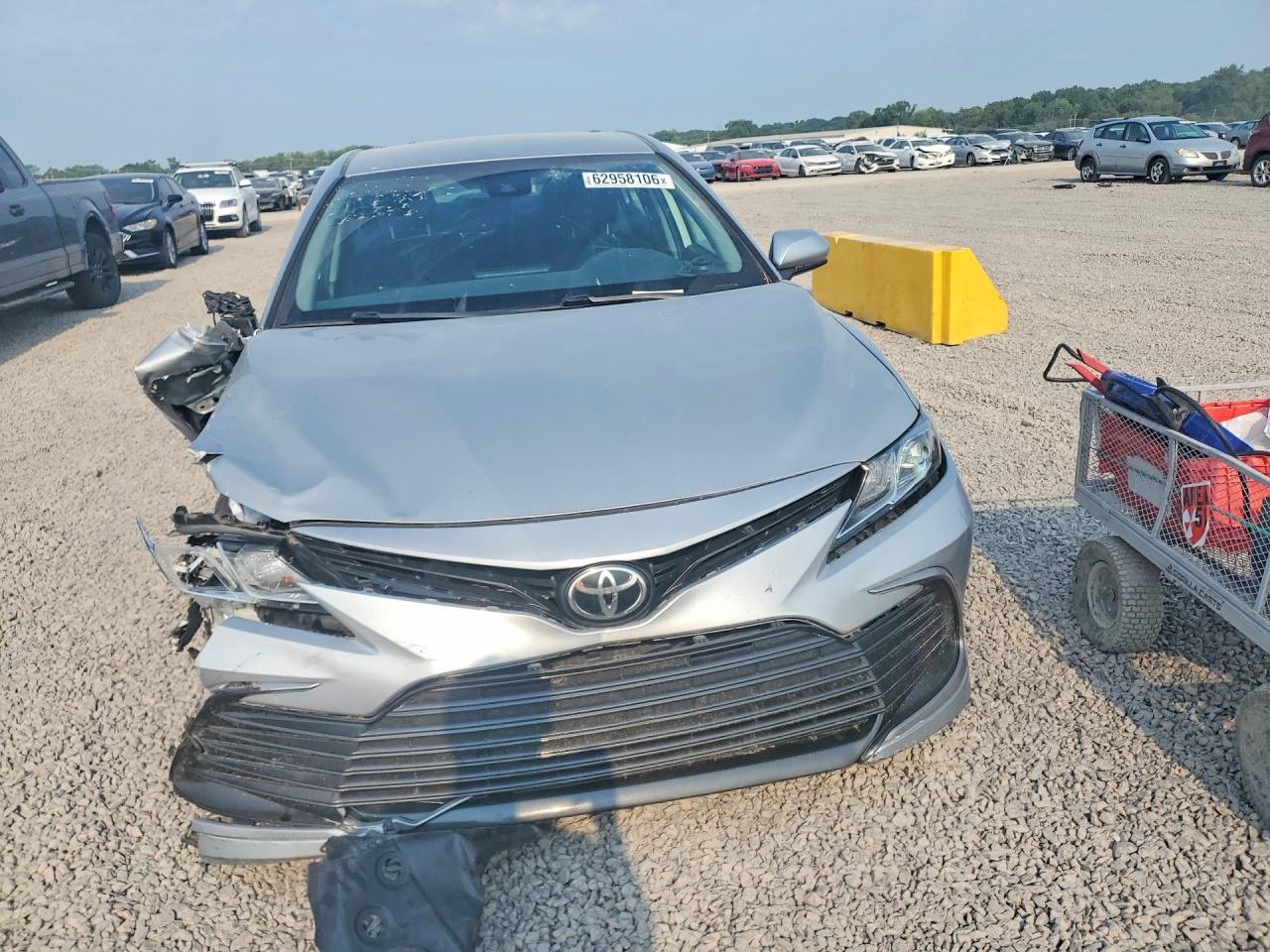2022 TOYOTA CAMRY LE — снимка 5