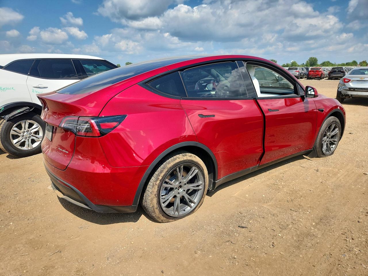 2025 TESLA MODEL Y — снимка 3