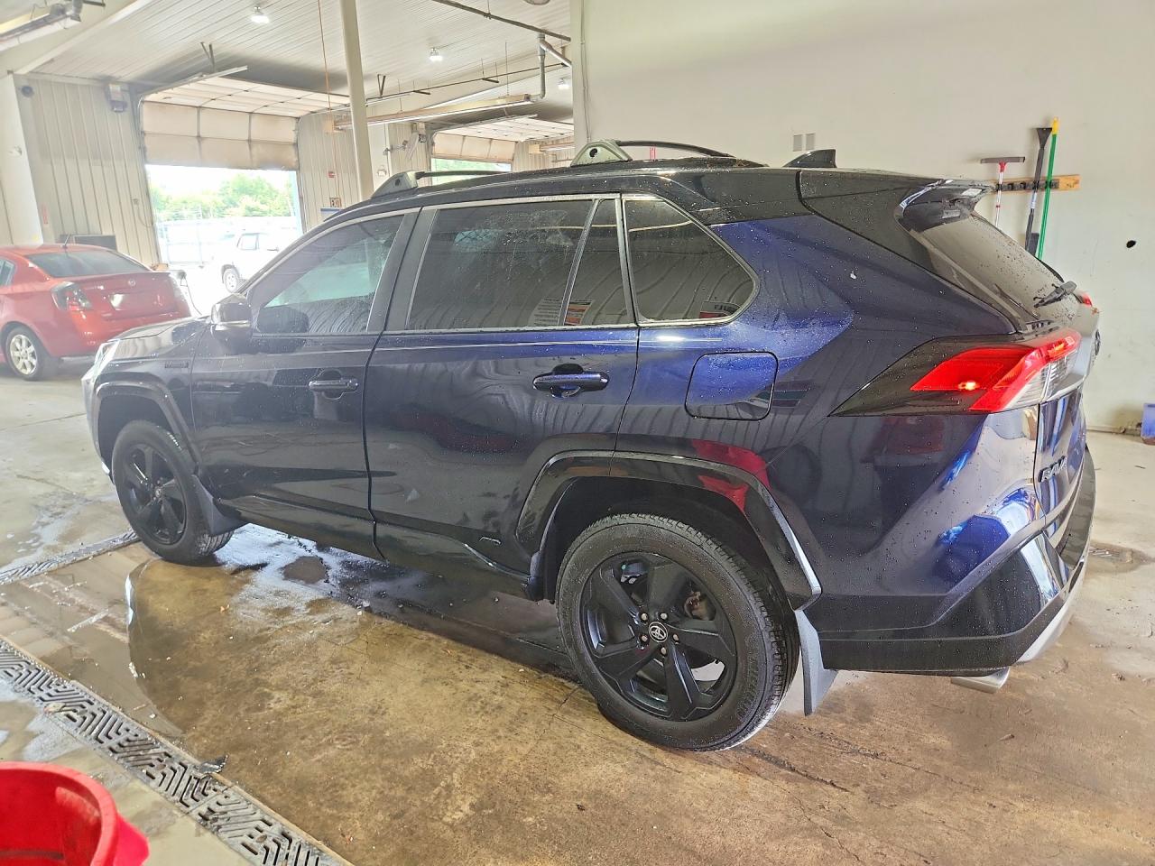 2020 TOYOTA RAV4 XSE — снимка 2