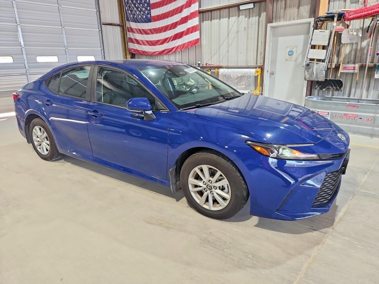 2026 TOYOTA CAMRY LE — снимка 4