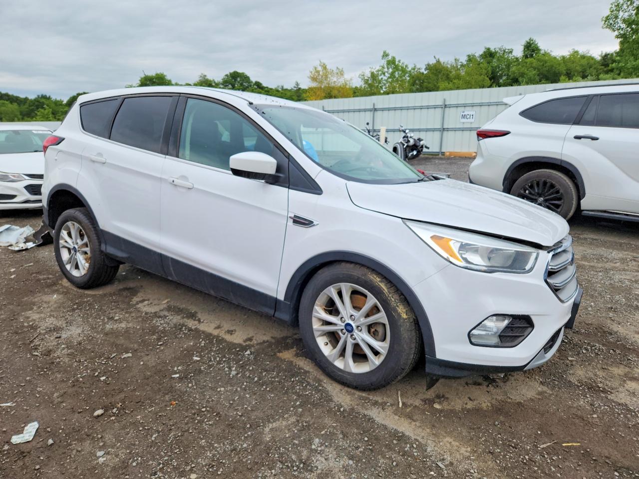 2019 FORD ESCAPE SE — снимка 4