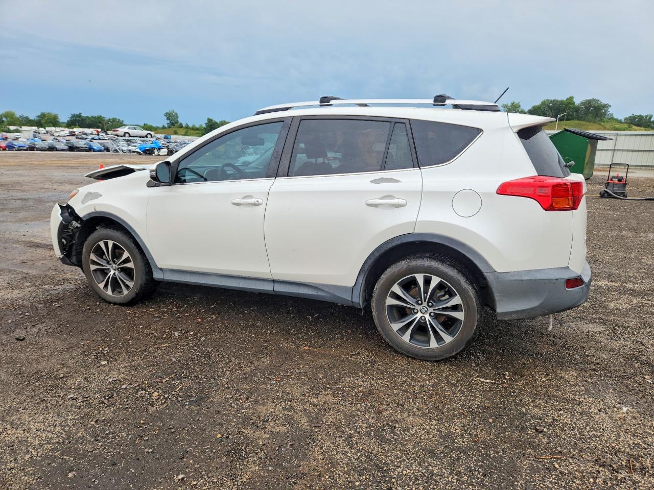 2015 TOYOTA RAV4 LIMITED — снимка 2