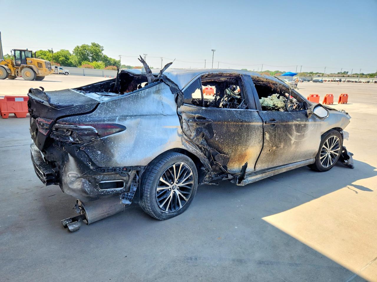 2019 TOYOTA CAMRY SE — снимка 3