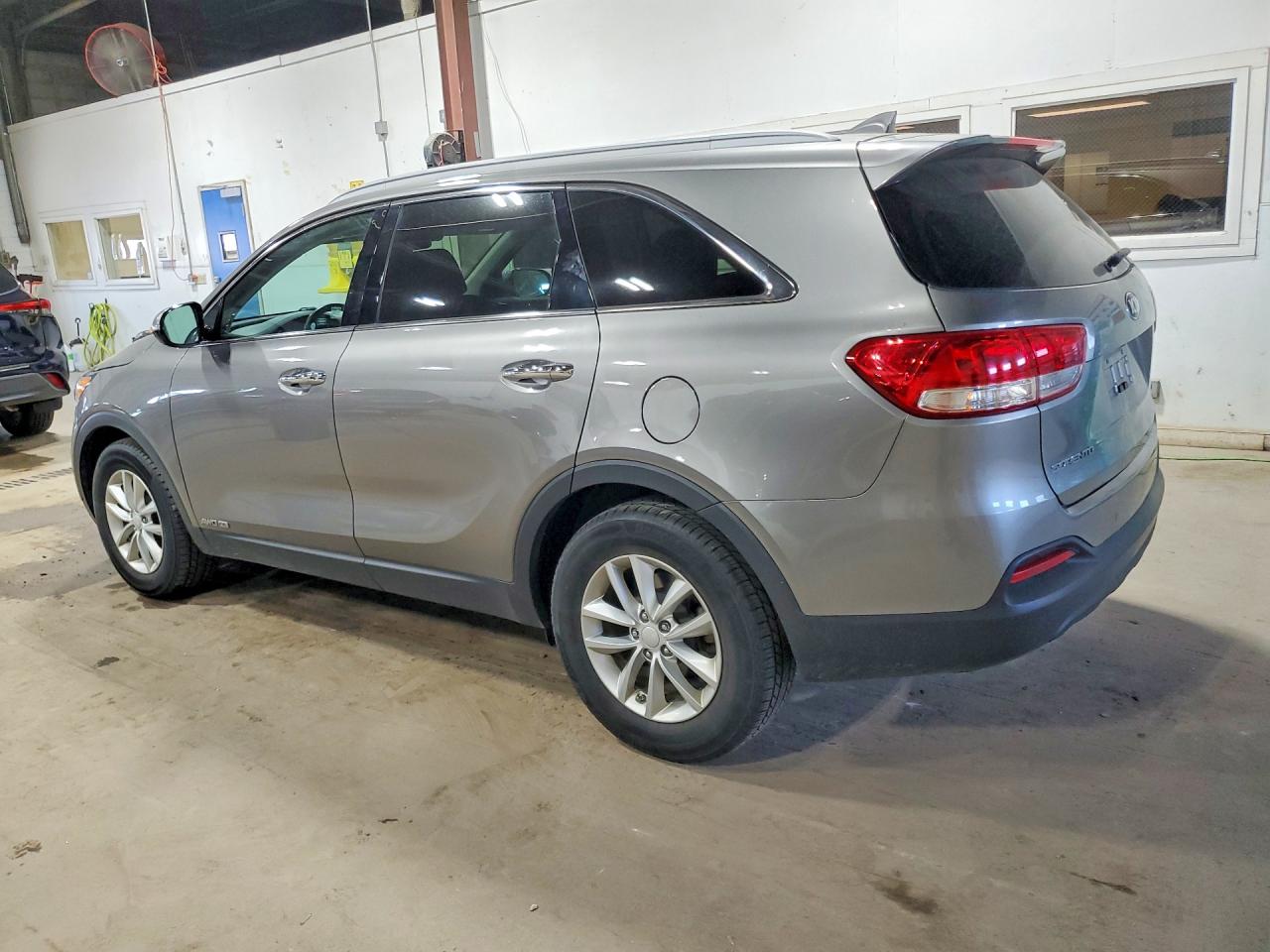 2017 KIA SORENTO LX V6 — снимка 2