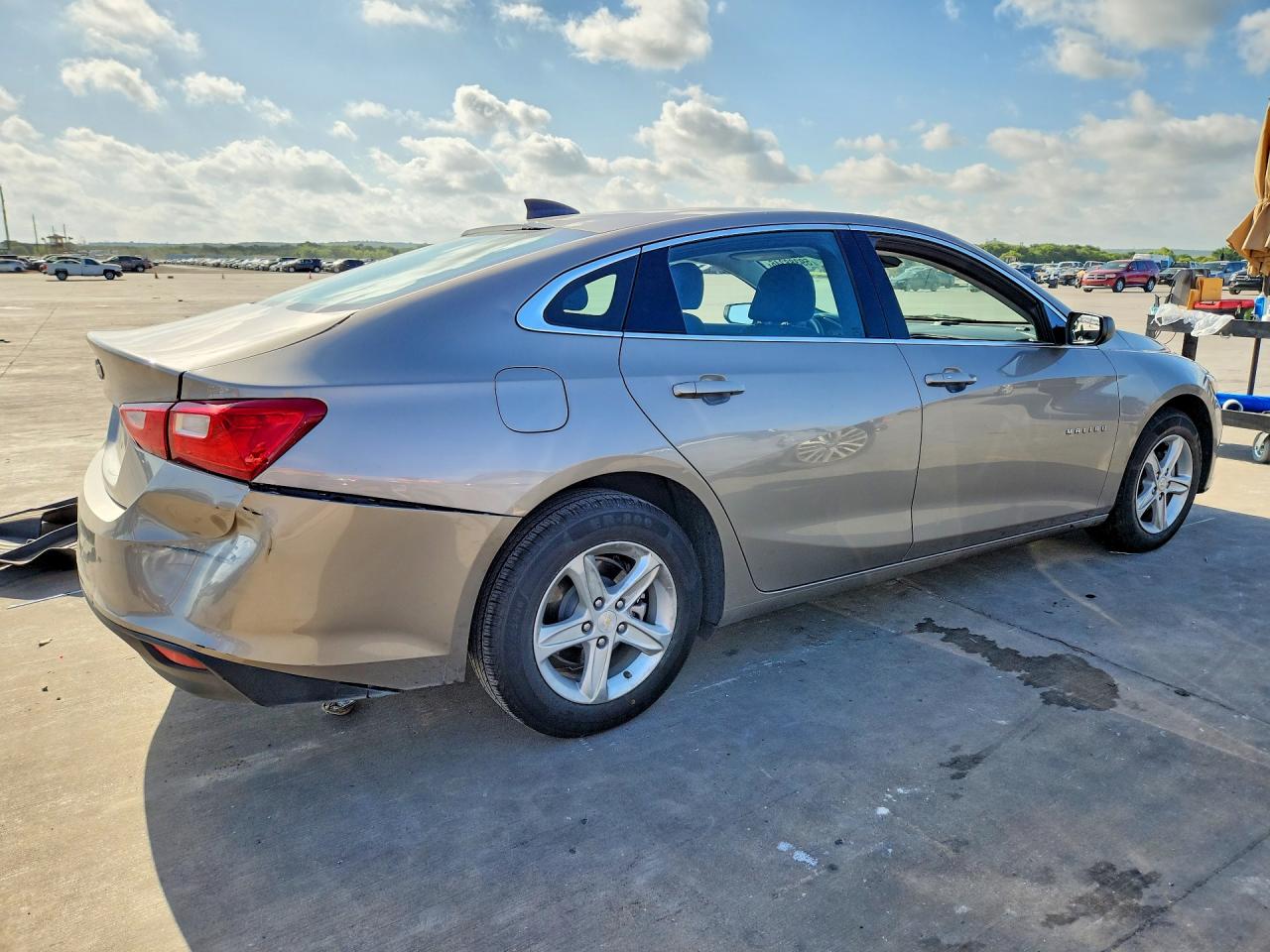 2024 CHEVROLET MALIBU LS — снимка 3