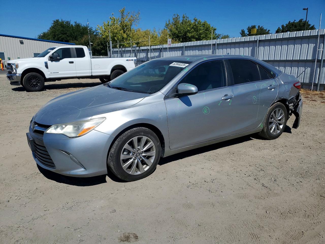 2017 TOYOTA CAMRY XLE V6