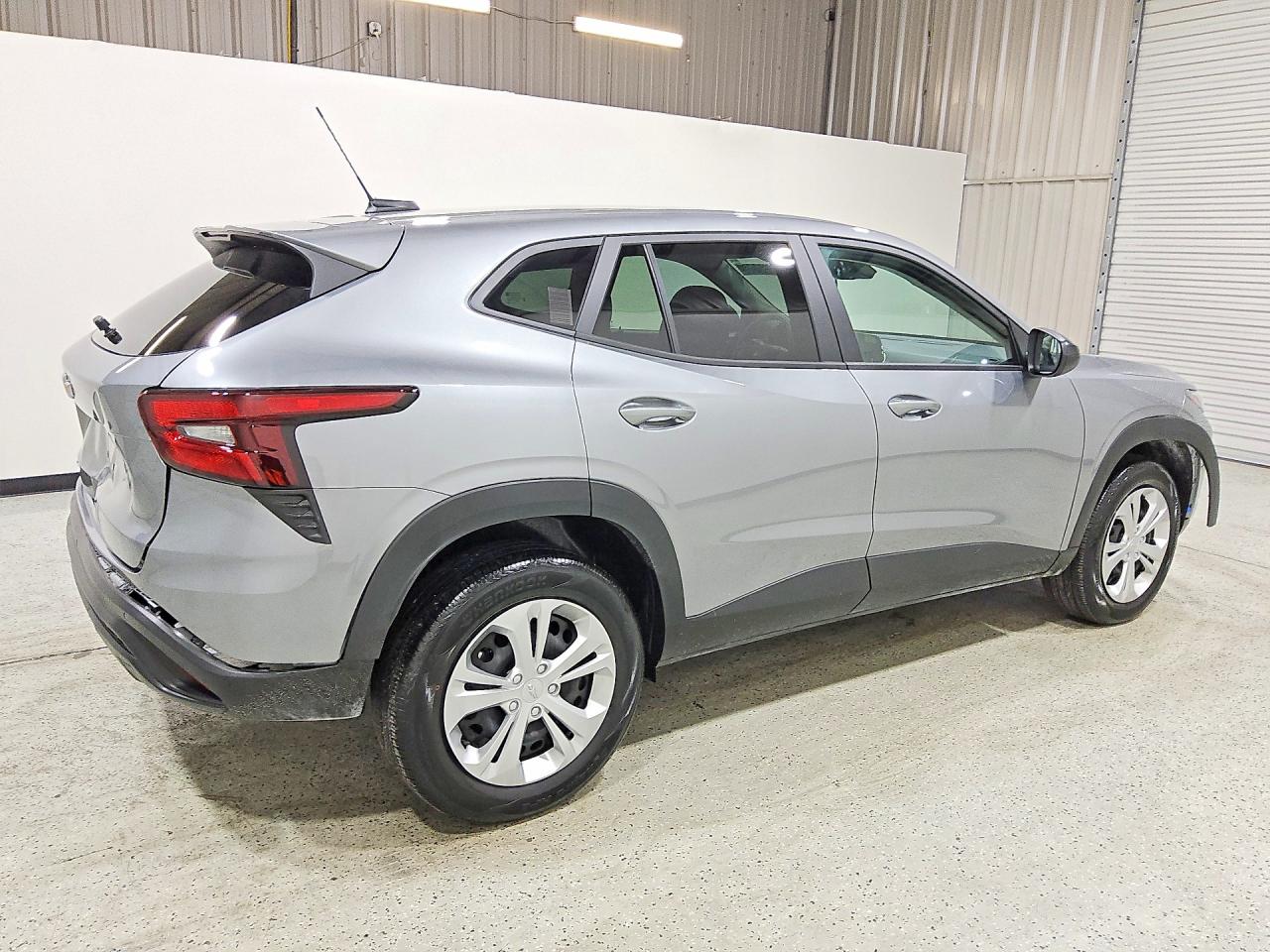 2026 CHEVROLET TRAX LS — снимка 3