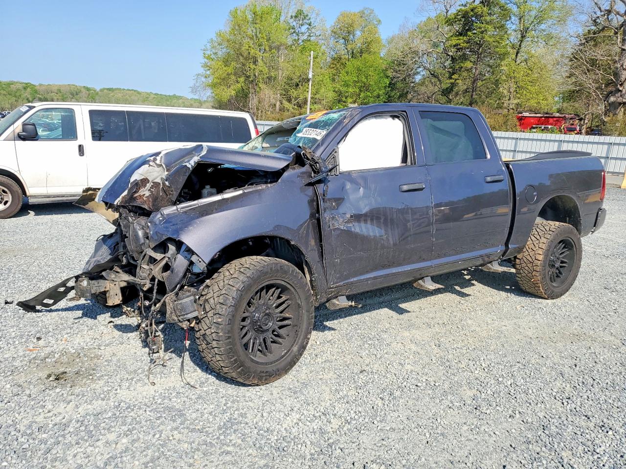 2017 RAM 1500 ST
