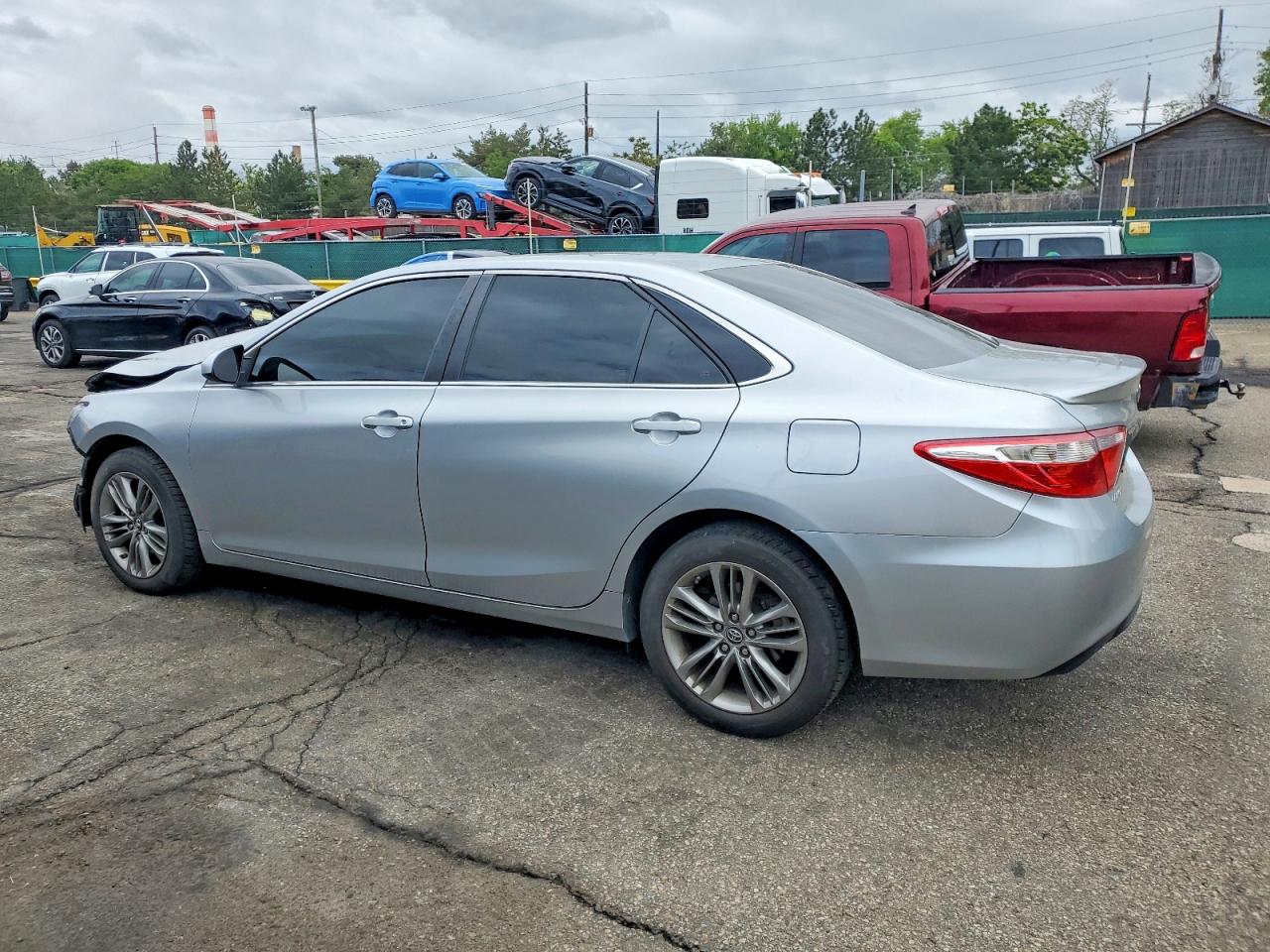 2017 TOYOTA CAMRY SE — снимка 2