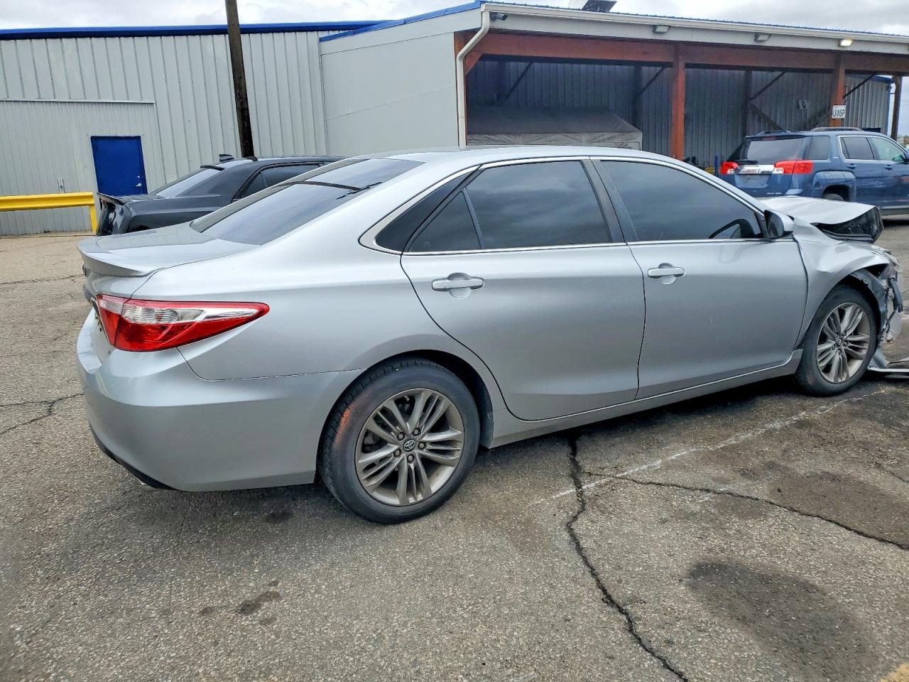 2017 TOYOTA CAMRY SE — снимка 3