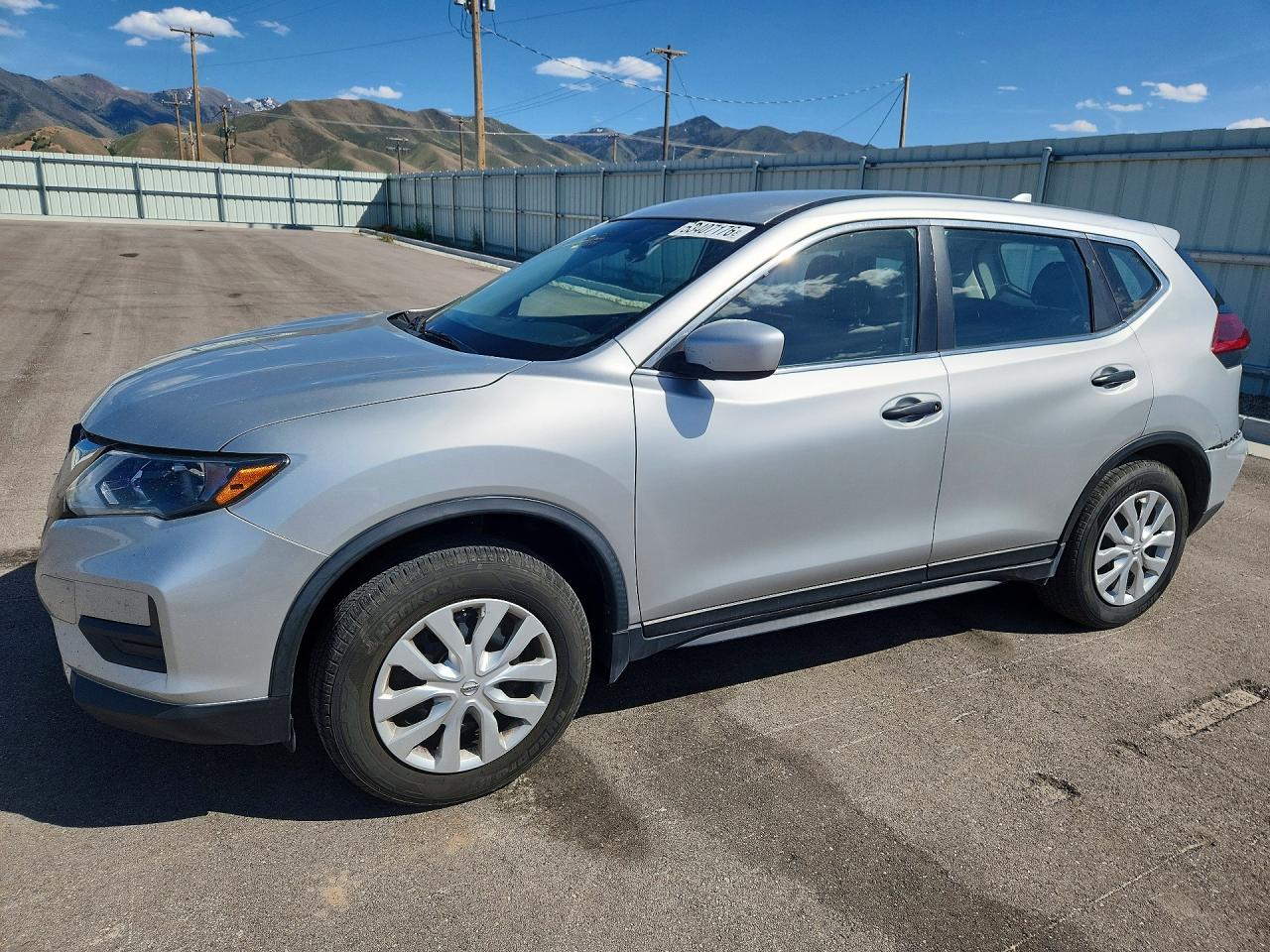 2019 NISSAN ROGUE S