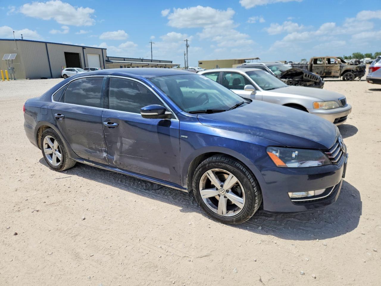 2015 VOLKSWAGEN PASSAT S — снимка 4