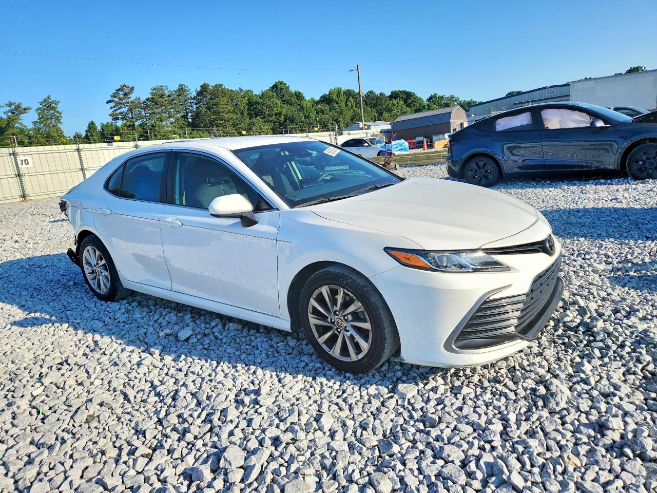 2021 TOYOTA CAMRY LE — снимка 4