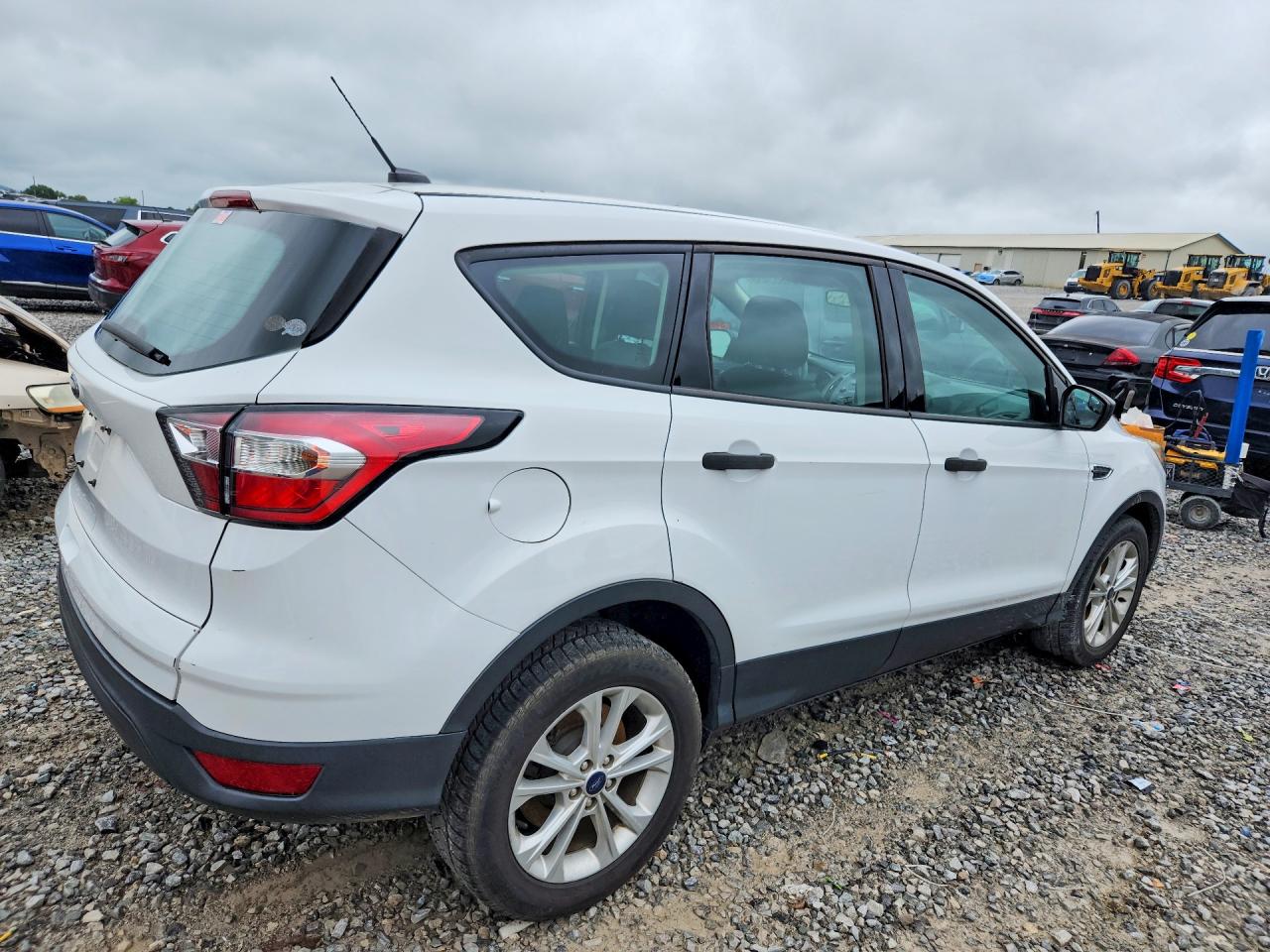 2017 FORD ESCAPE S — снимка 3